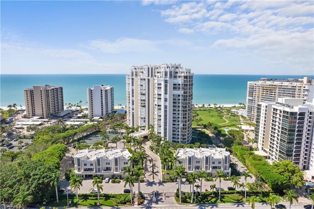 4021 Gulf Shore Blvd N 1903, Naples, FL 34103-4