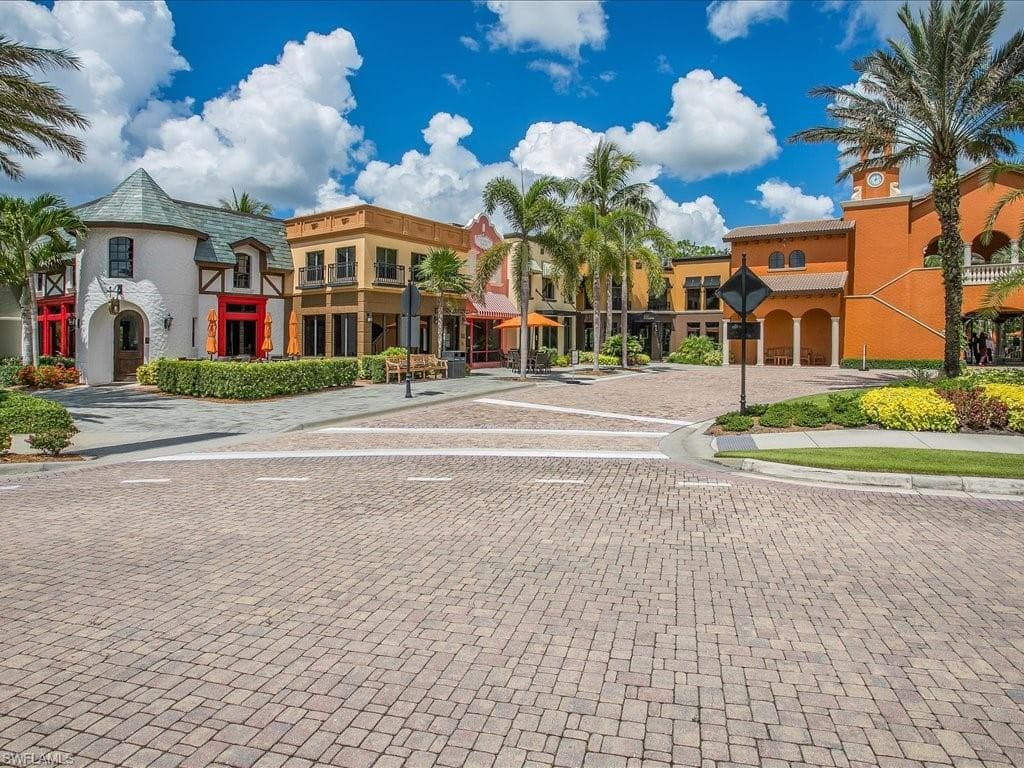 9098 Capistrano St S 7103, Naples, FL 34113-25