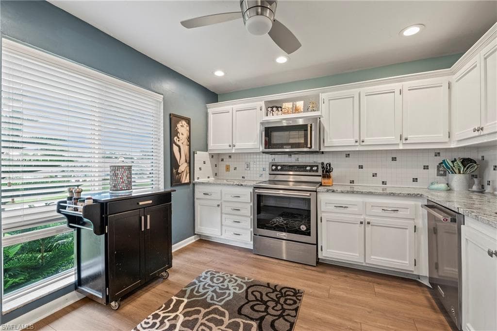 154 Penny Ln 8, Naples, FL 34112-3