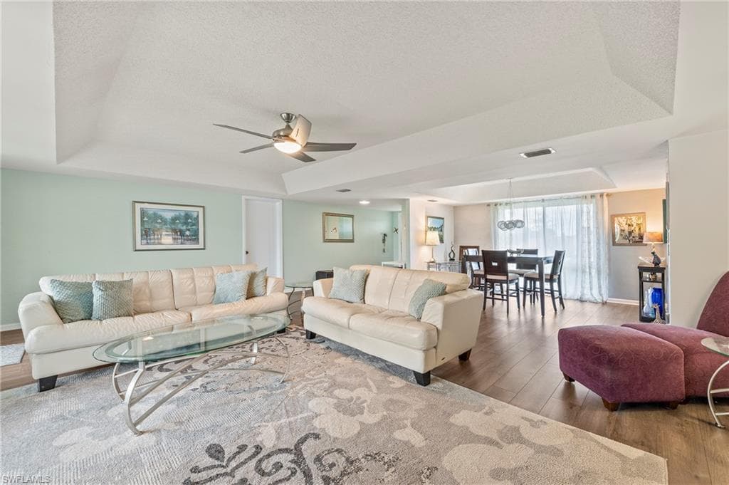 154 Penny Ln 8, Naples, FL 34112-6