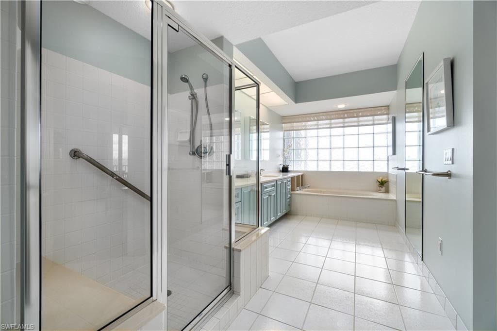 260 Barefoot Beach Blvd 301, Bonita Springs, FL 34134-26