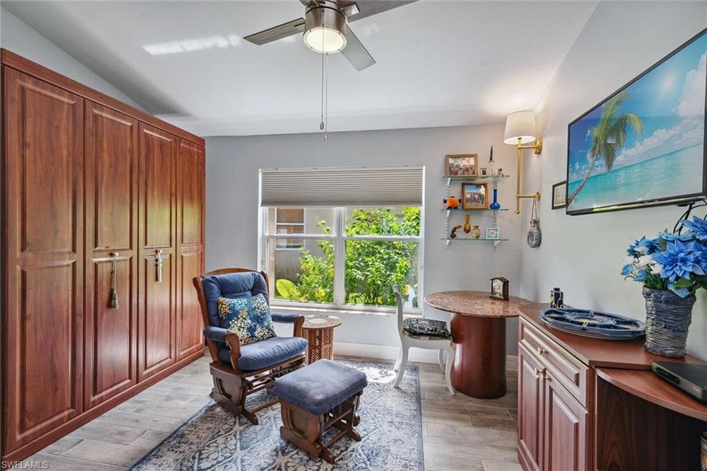 2443 Butterfly Palm Dr, Naples, FL 34119-21
