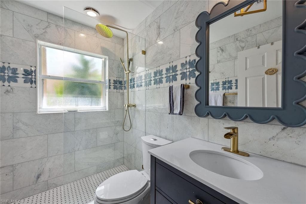 2443 Butterfly Palm Dr, Naples, FL 34119-22