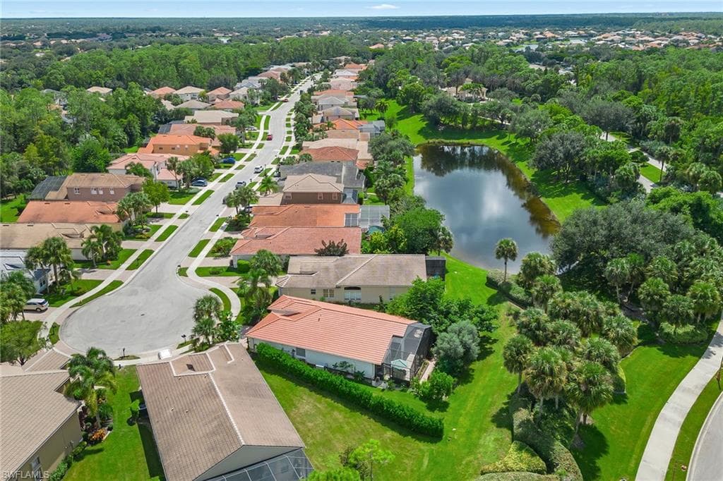 2443 Butterfly Palm Dr, Naples, FL 34119-33