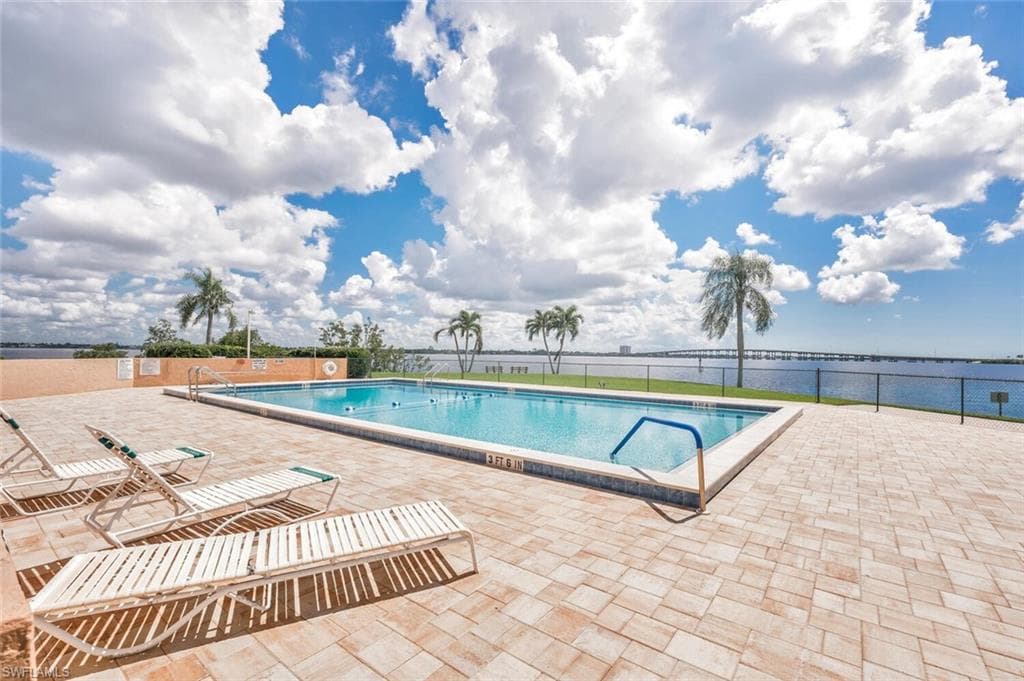 4280 20th Pl 504, Cape Coral, FL 33904-22