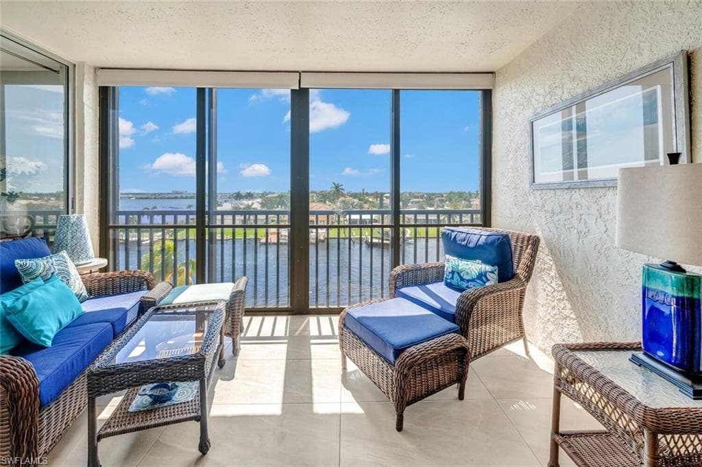 4280 20th Pl 504, Cape Coral, FL 33904-7