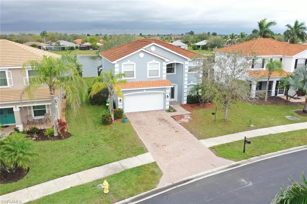 2864 Blossom Ct, Naples, FL 34120-4