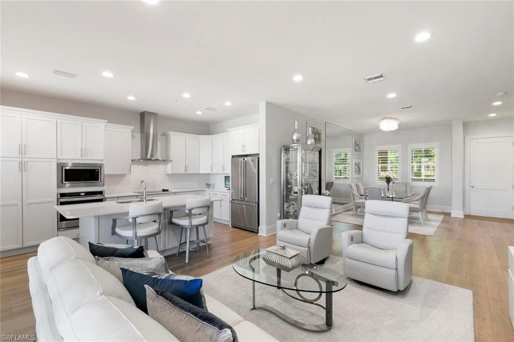 21490 Strada Nuova Cir D307, Estero, FL 33928-9