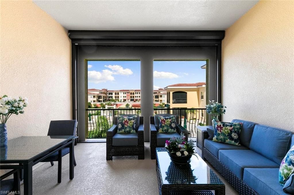 21490 Strada Nuova Cir D307, Estero, FL 33928-2