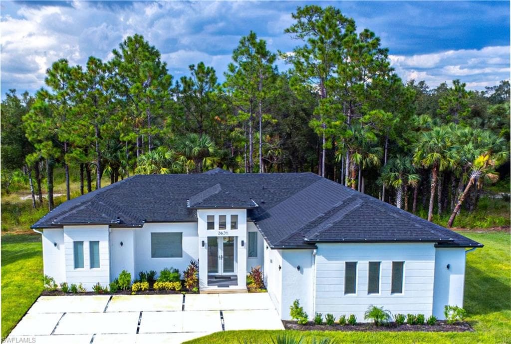2631 30th Ave SE, Naples, FL 34117-25