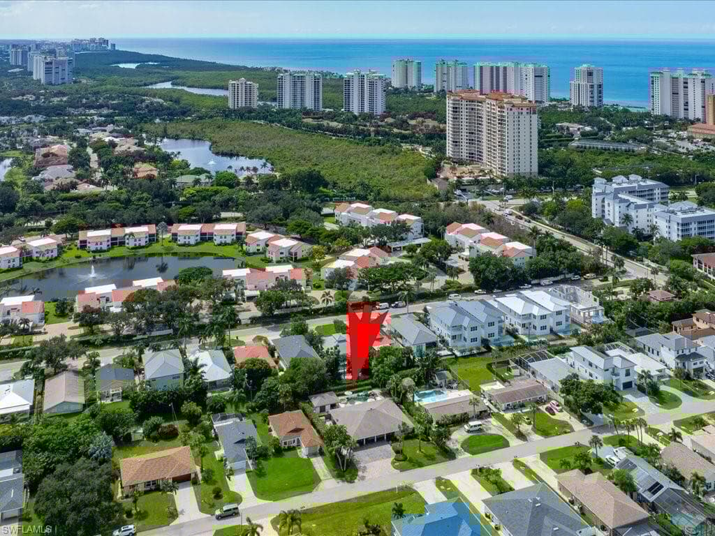 542 92nd Ave N, Naples, FL 34108-39