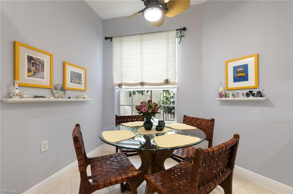 9235 Tesoro Ln 4-102, Naples, FL 34114-20