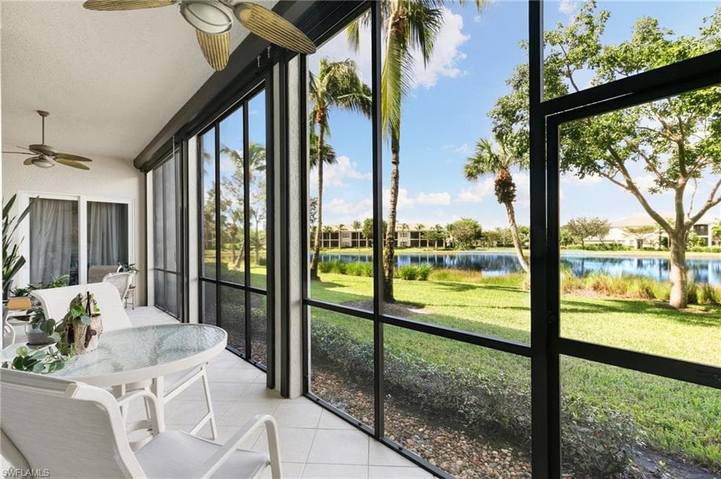 9235 Tesoro Ln 4-102, Naples, FL 34114-32
