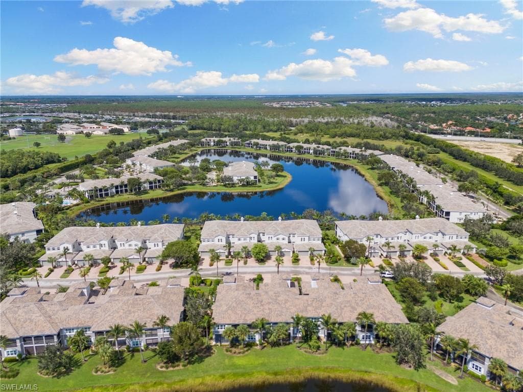 9235 Tesoro Ln 4-102, Naples, FL 34114-38