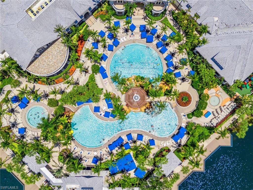 9235 Tesoro Ln 4-102, Naples, FL 34114-43