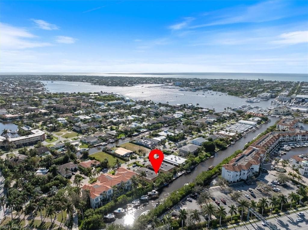 1595 Curlew Ave 4, Naples, FL 34102-19
