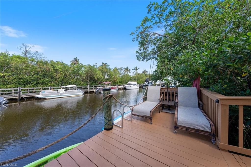 1595 Curlew Ave 4, Naples, FL 34102-3