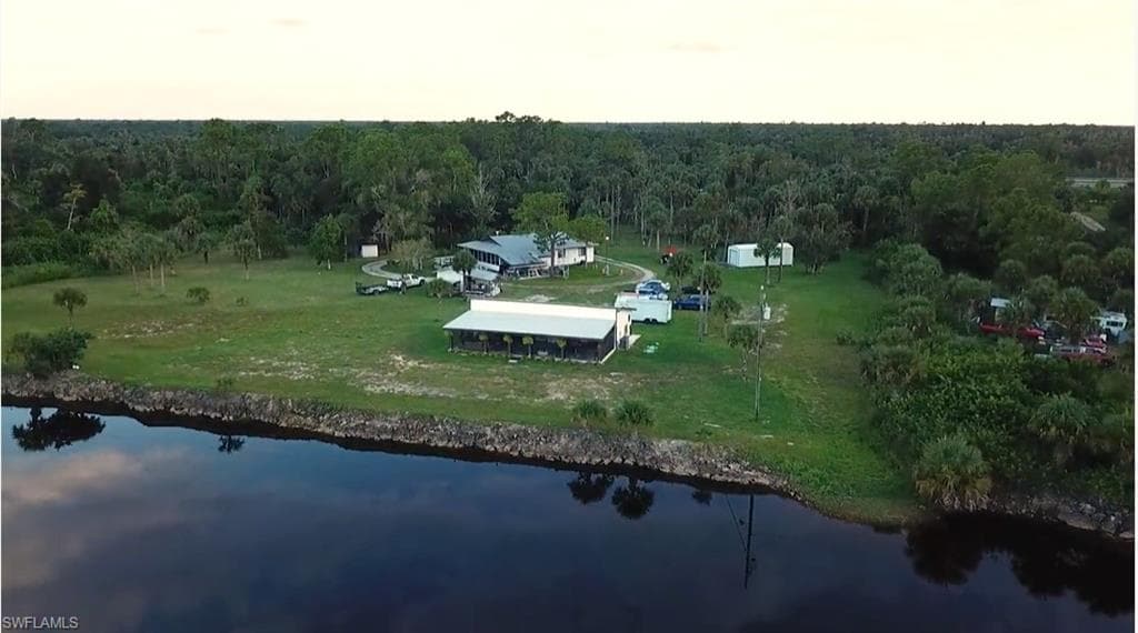 3931 42nd Ave SE, Naples, FL 34117-3