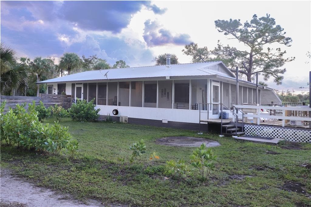 3931 42nd Ave SE, Naples, FL 34117-8