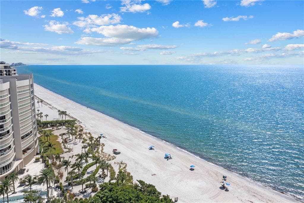 11125 Gulf Shore Dr 701, Naples, FL 34108-41