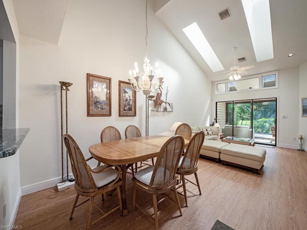 6648 Trident Way I-5, Naples, FL 34108-8