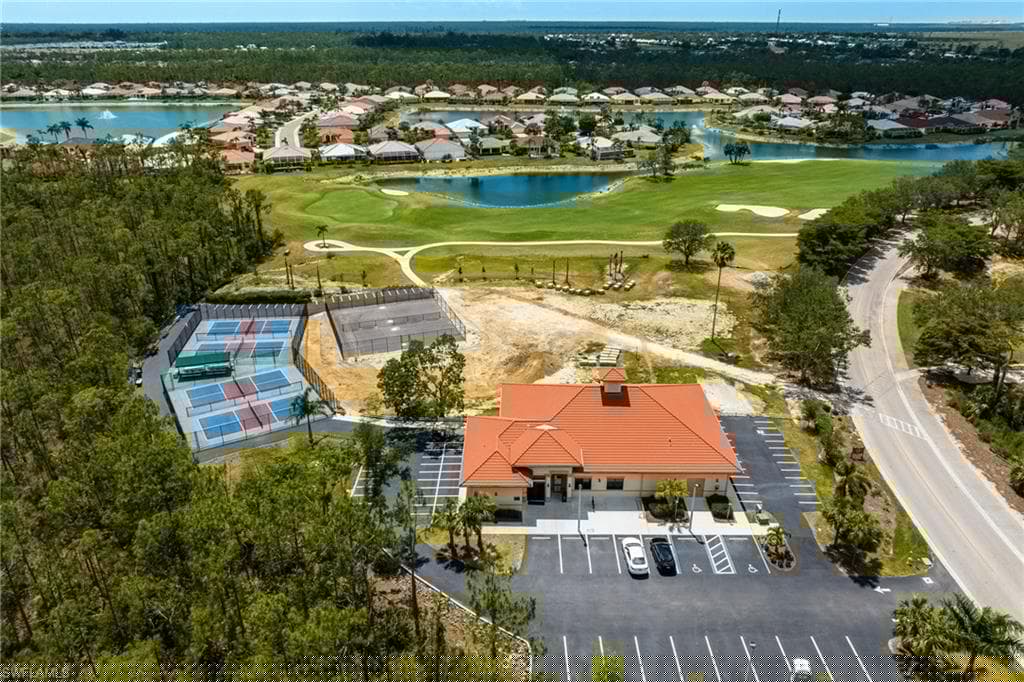 1970 Corona Del Sire Dr, North Fort Myers, FL 33917-47