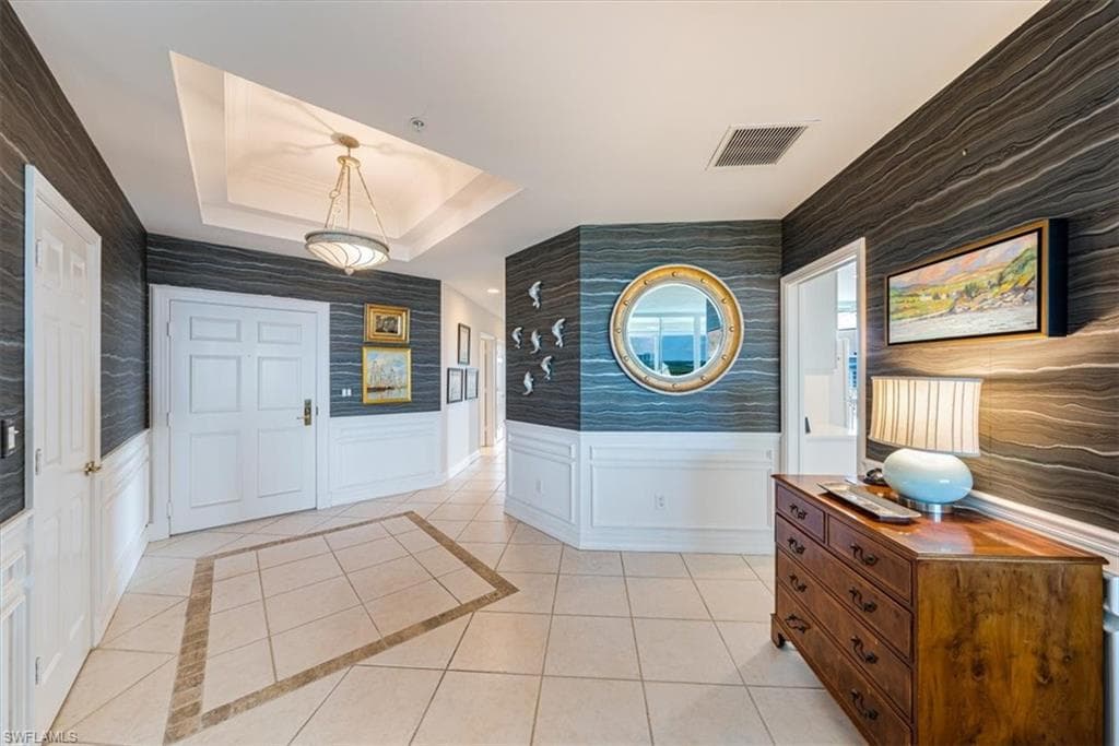 425 Dockside Dr Ph-1, Naples, FL 34110-10