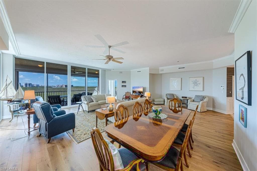 425 Dockside Dr Ph-1, Naples, FL 34110-13