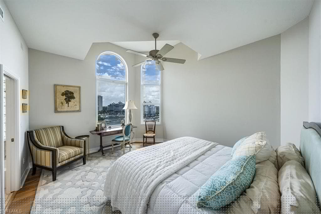 425 Dockside Dr Ph-1, Naples, FL 34110-22
