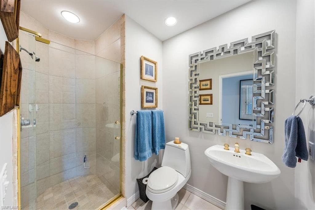 425 Dockside Dr Ph-1, Naples, FL 34110-25