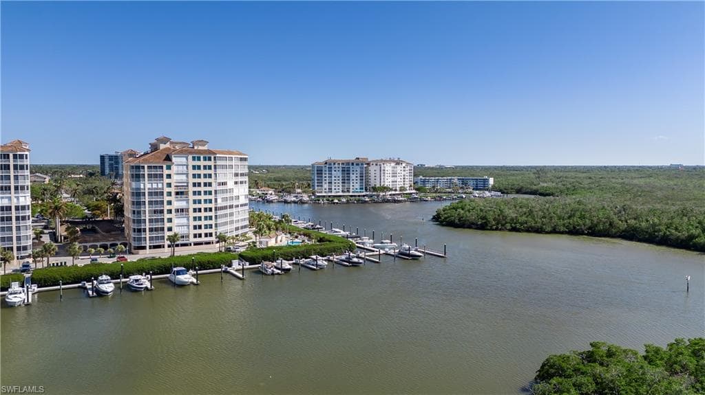 425 Dockside Dr Ph-1, Naples, FL 34110-33