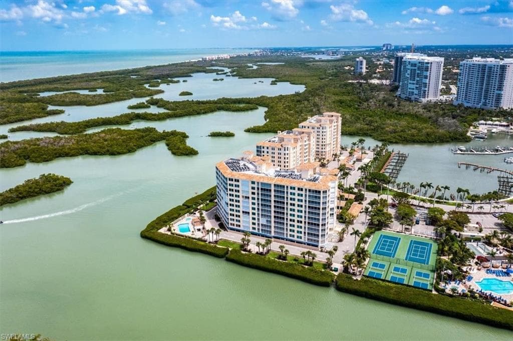 425 Dockside Dr Ph-1, Naples, FL 34110-4