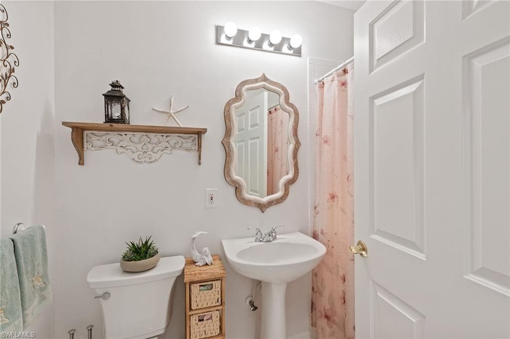 4705 Hawks Nest Way 103, Naples, FL 34114-16