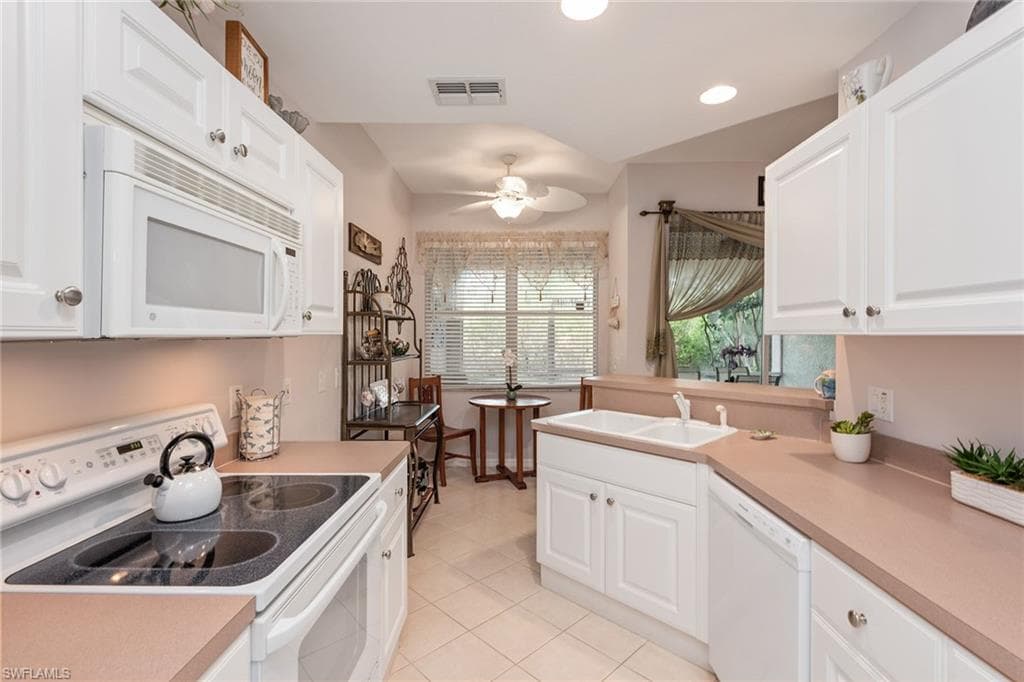 4705 Hawks Nest Way 103, Naples, FL 34114-7