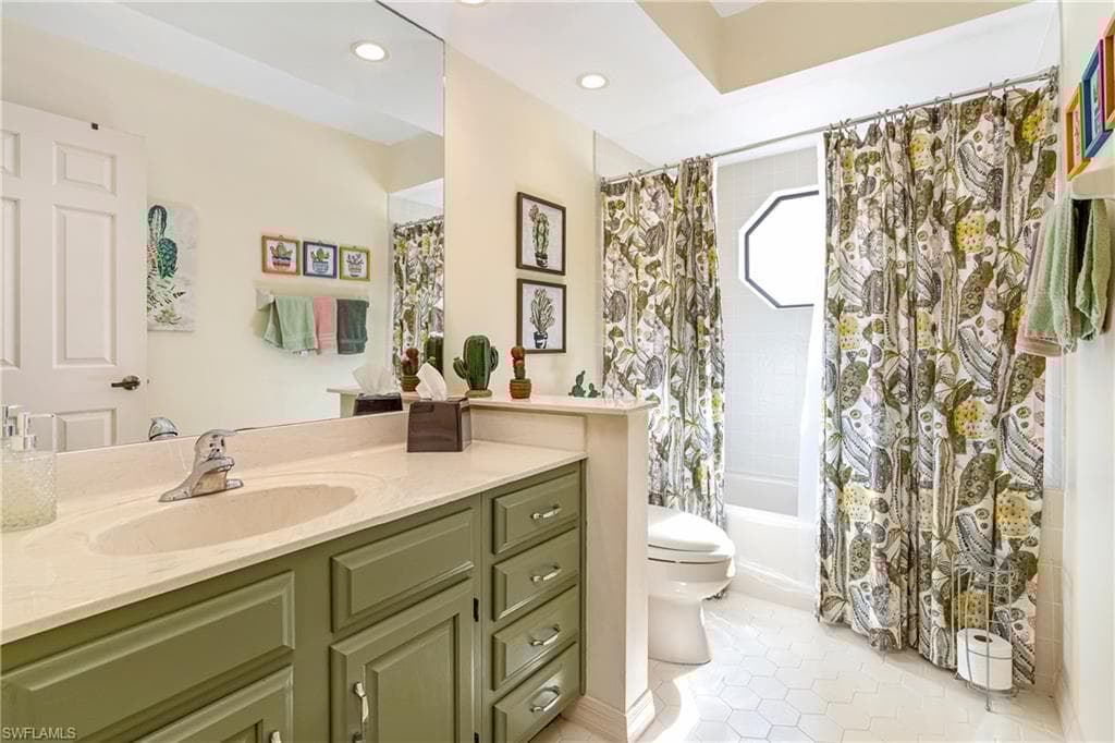 11804 Quail Village Way 102-3, Naples, FL 34119-12
