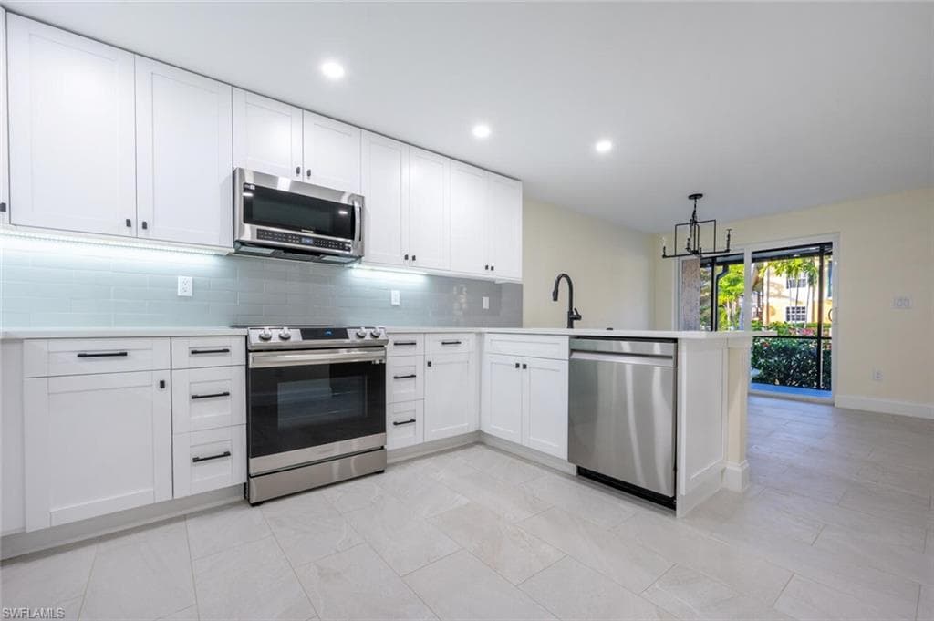 1537 Chesapeake Ave A-4, Naples, FL 34102-12