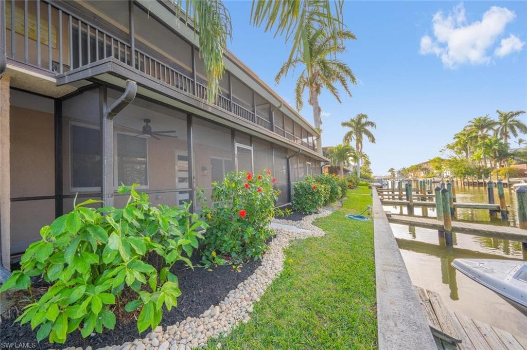 1537 Chesapeake Ave A-4, Naples, FL 34102-4