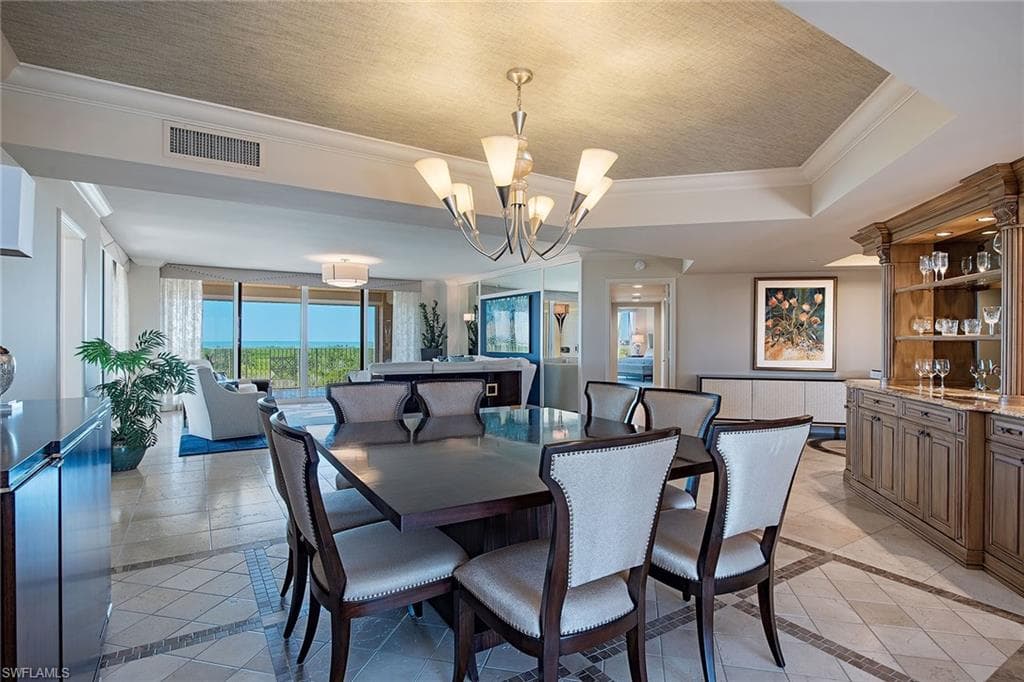6597 Nicholas Blvd 601, Naples, FL 34108-9