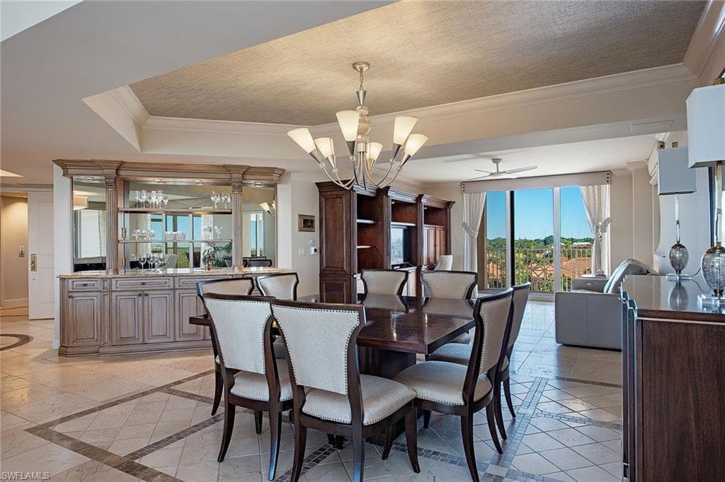6597 Nicholas Blvd 601, Naples, FL 34108-8