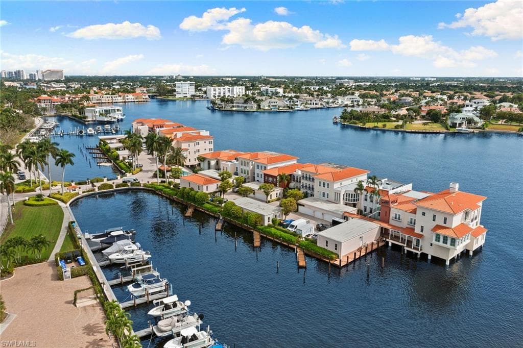 4000 Gulf Shore Blvd N 3200, Naples, FL 34103-35