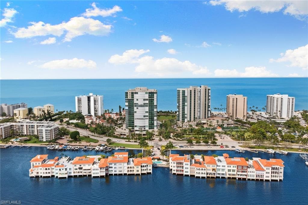 4000 Gulf Shore Blvd N 3200, Naples, FL 34103-39