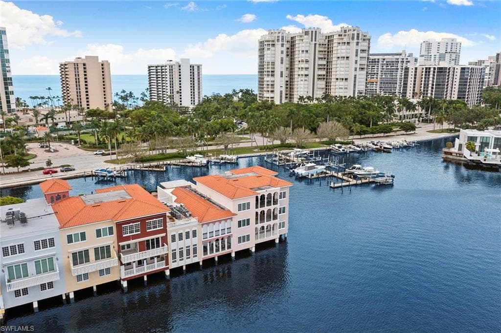 4000 Gulf Shore Blvd N 3200, Naples, FL 34103-42
