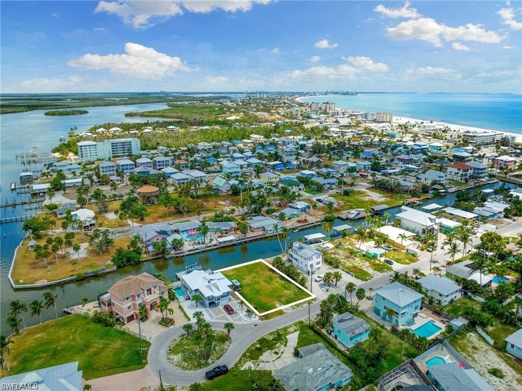 290 Ohio Ave, Fort Myers Beach, FL 33931-3
