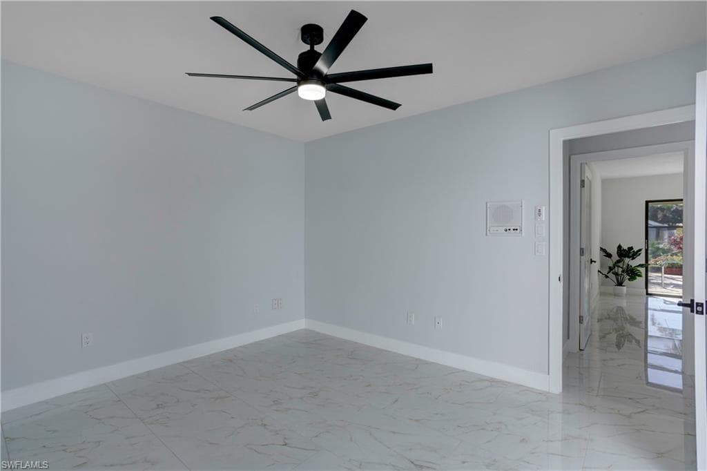 588 Tierra Mar Ln 23, Naples, FL 34108-26