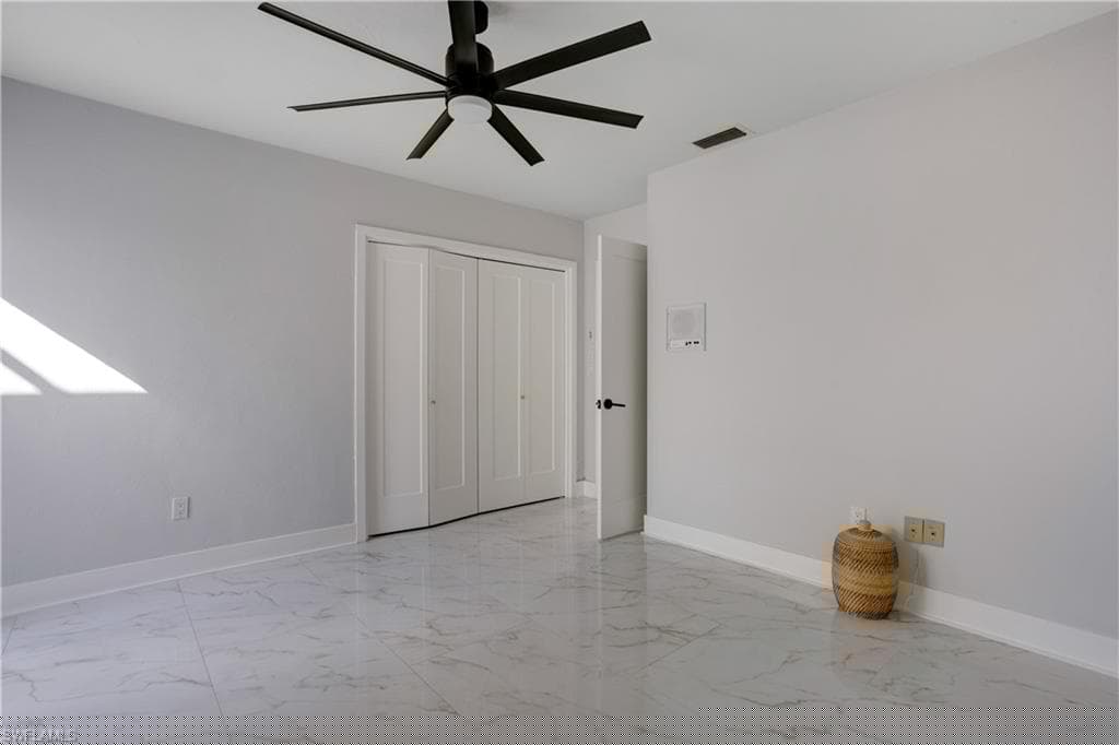 588 Tierra Mar Ln 23, Naples, FL 34108-27
