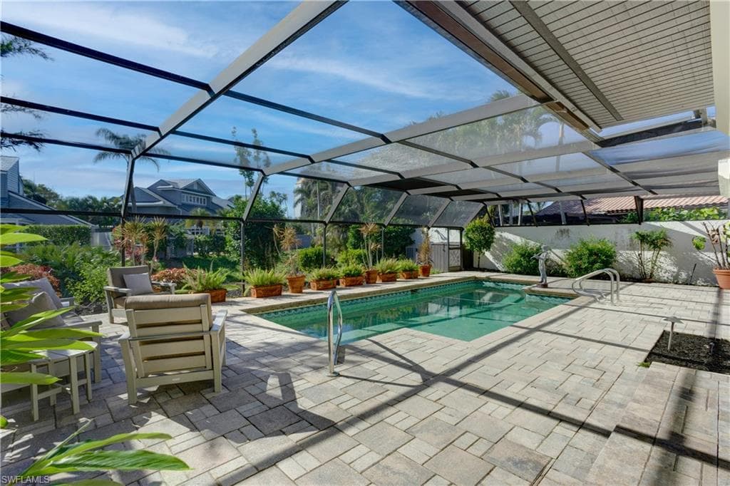 588 Tierra Mar Ln 23, Naples, FL 34108-33