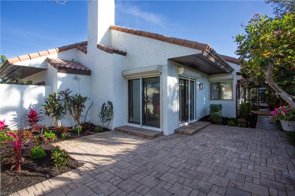 588 Tierra Mar Ln 23, Naples, FL 34108-3