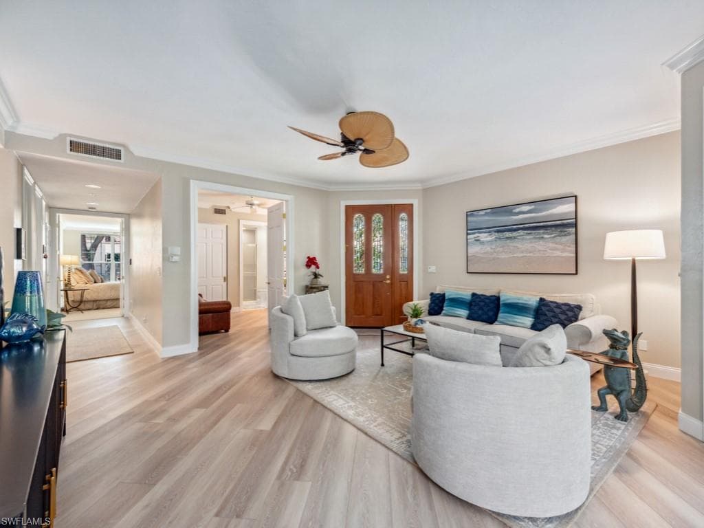 241 Colonade Cir, Naples, FL 34103-10