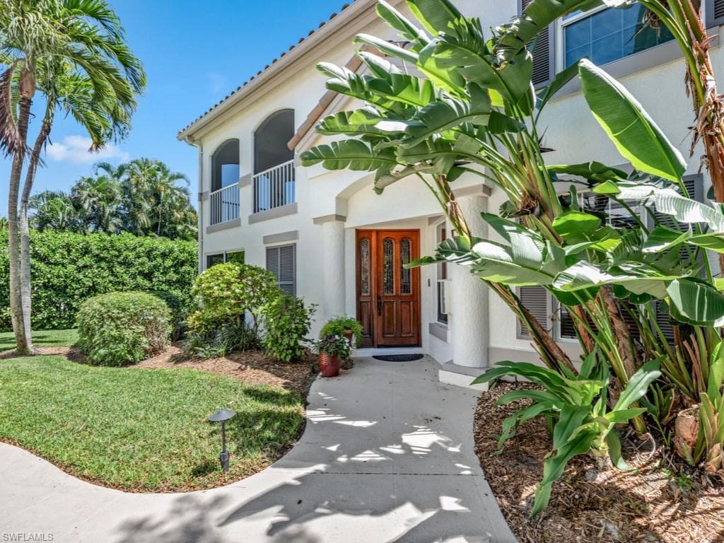 241 Colonade Cir, Naples, FL 34103-21