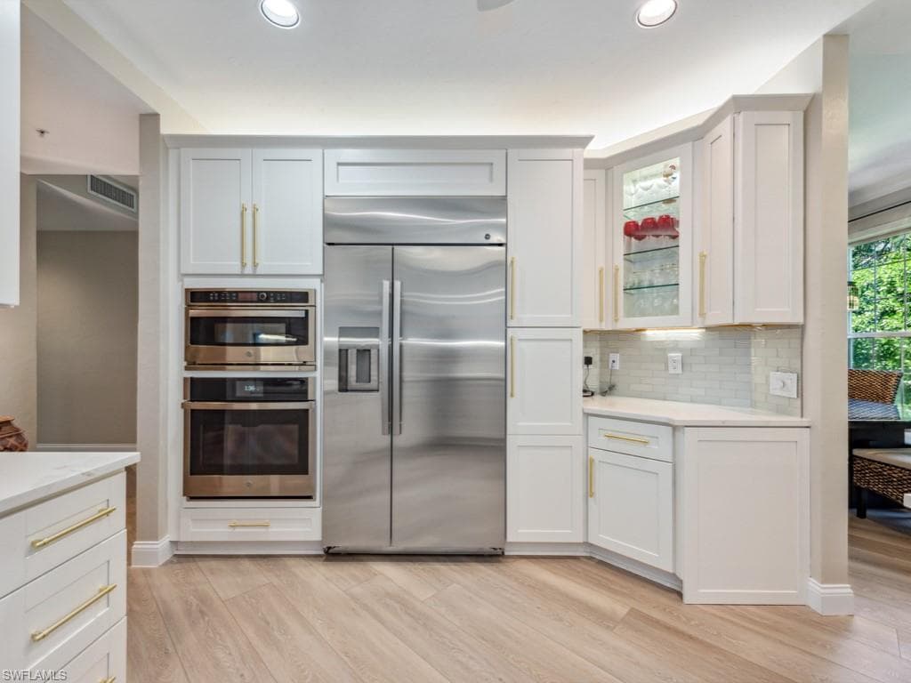 241 Colonade Cir, Naples, FL 34103-2